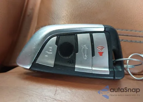 2021 BMW X5 Sdrive40I z USA, uszkodzony, nr VIN 5UXCR4C02M9F88234